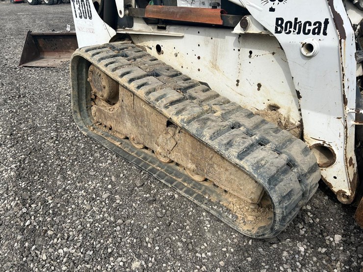 bobcat-t300-image-12