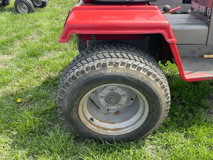 1975-massey-ferguson-16-image-28