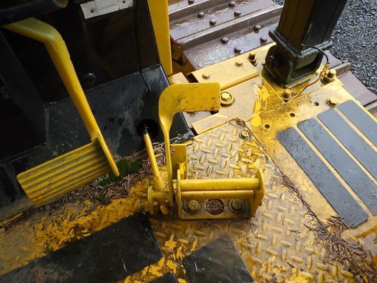 1977-caterpillar-d6d-image-48