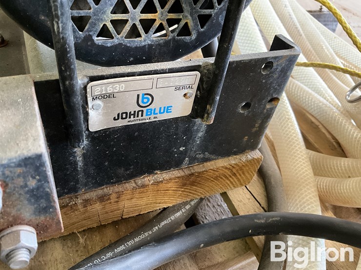 john-blue-21630-&-inject-o-meter-fertigation-pumps-image-12