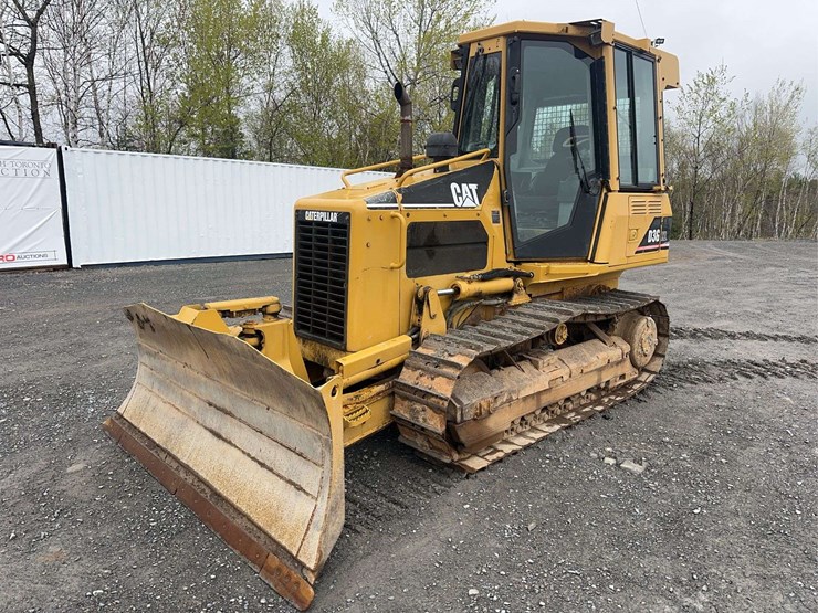 2006-caterpillar-d3g-xl-image-1