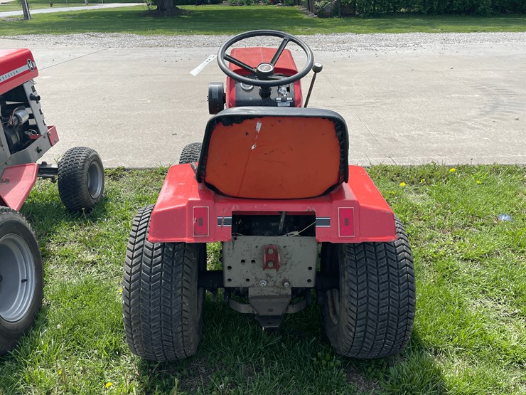 1975-massey-ferguson-16-image-4