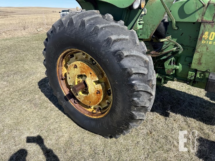 john-deere-4020d-image-11