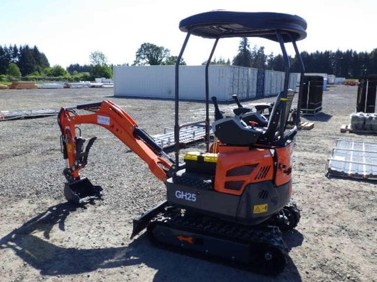 2026-aboss-gh25-hydraulic-excavator-image-2