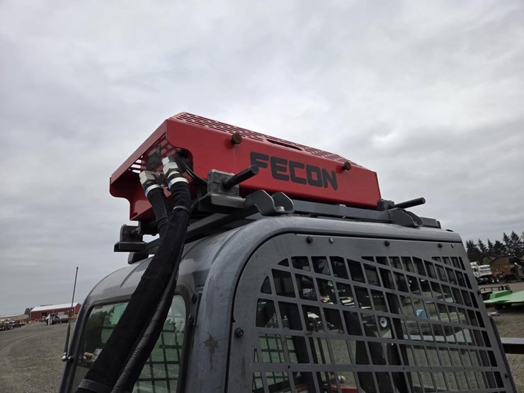 2022-takeuchi-tl12-image-31