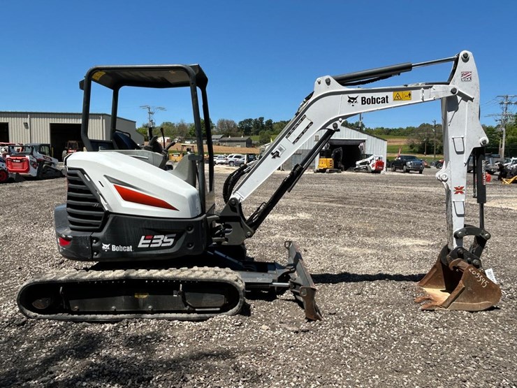 2020-bobcat-e35i-image-5