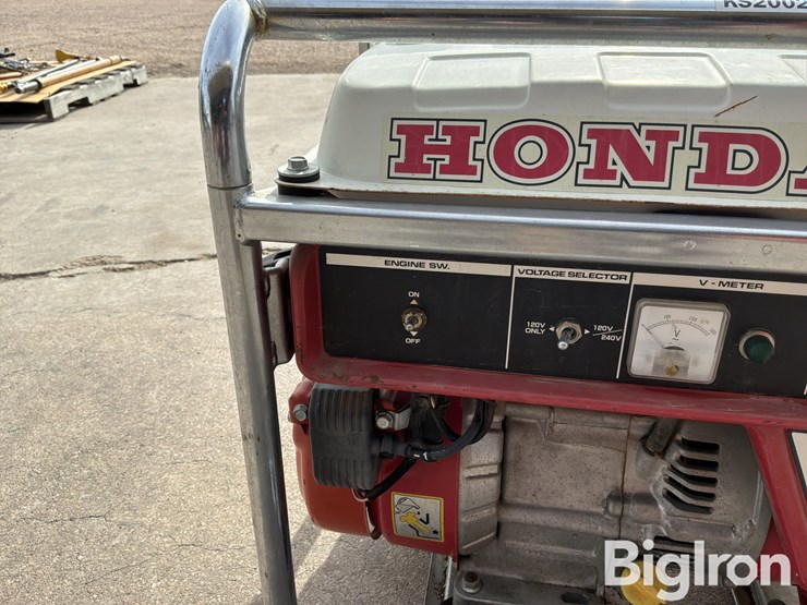 honda-em3000-generator-image-10