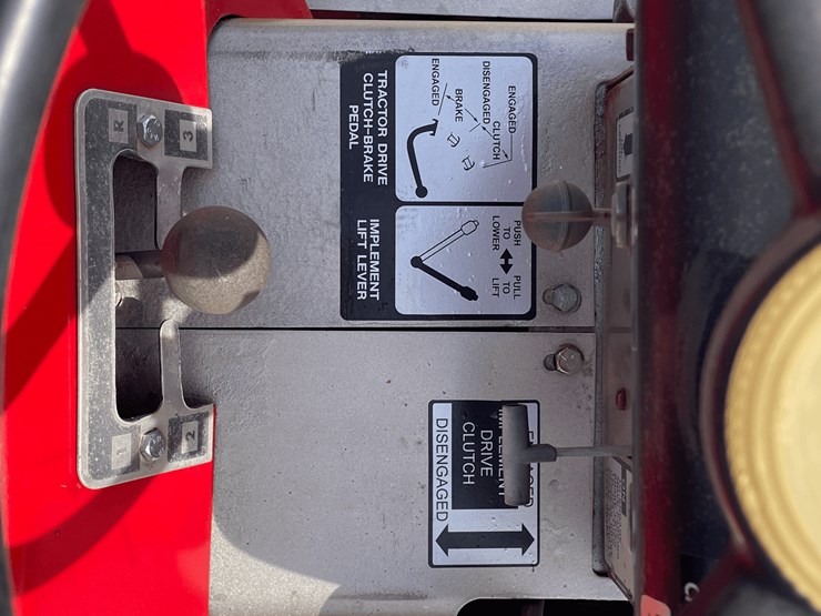 1974-massey-ferguson-8-image-24