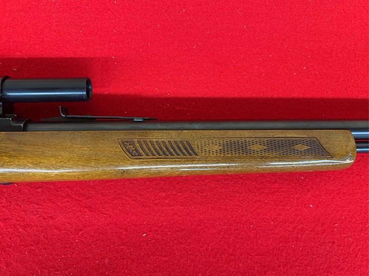 glenfield-model-60-semi-automatic-rifle-.22-lr-image-9