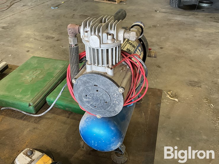 shop-built-work-bench-&-tools-image-18