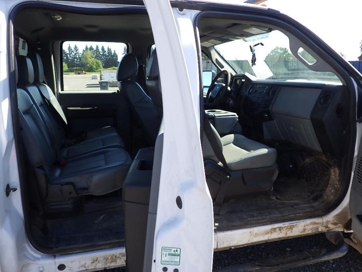 2014-ford-f350-image-24