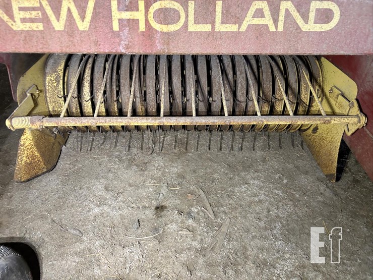 new-holland-273-image-6