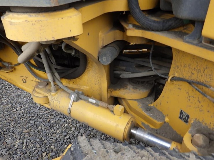 2016-deere-772gp-image-21