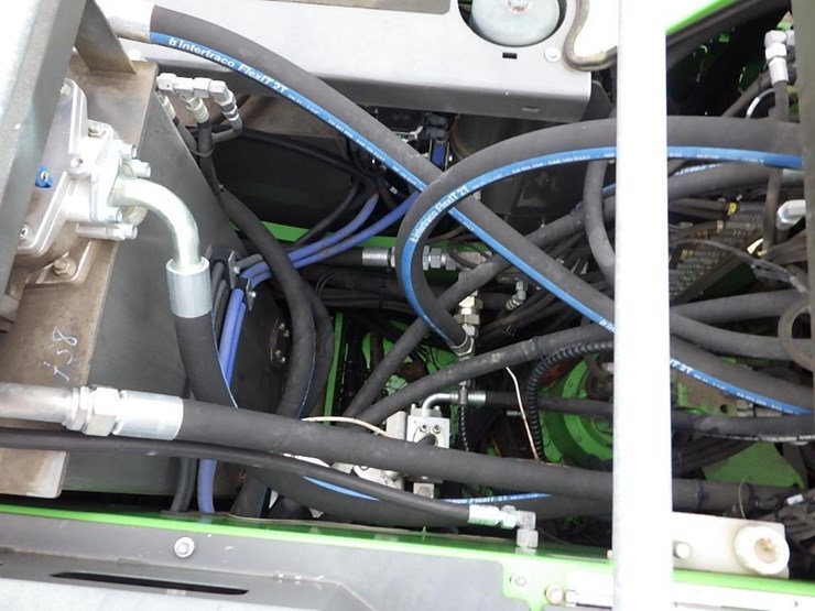 sennebogen-738e-tree-handler-image-33
