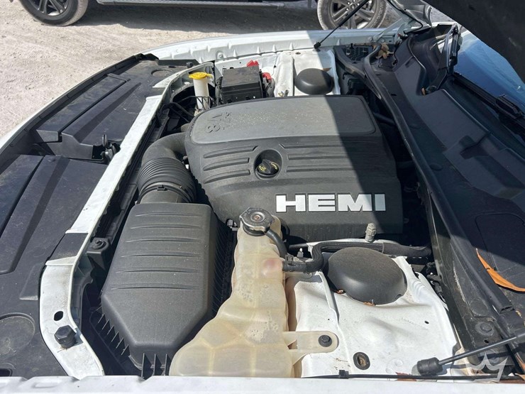 2023-dodge-challenger-coupe-image-9