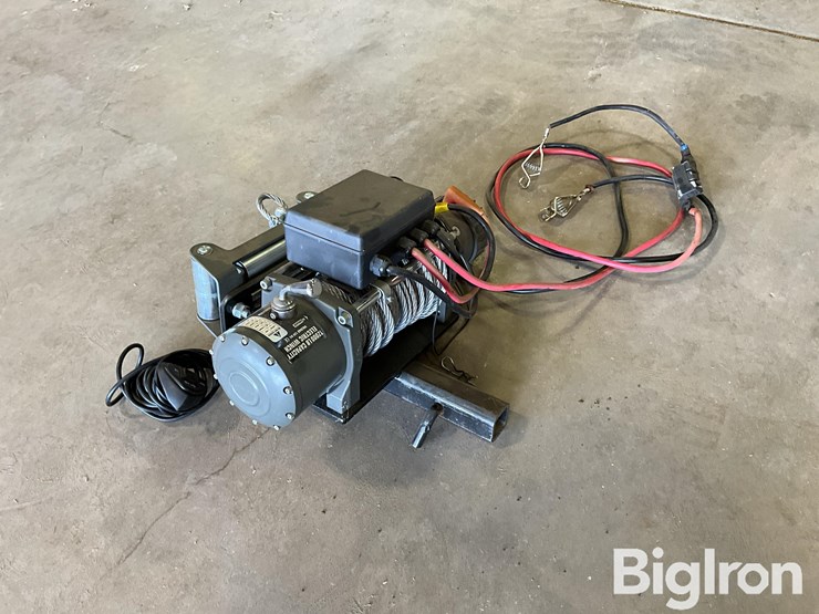 badlands-12,000lb-trailer-mounted-winch-image-7