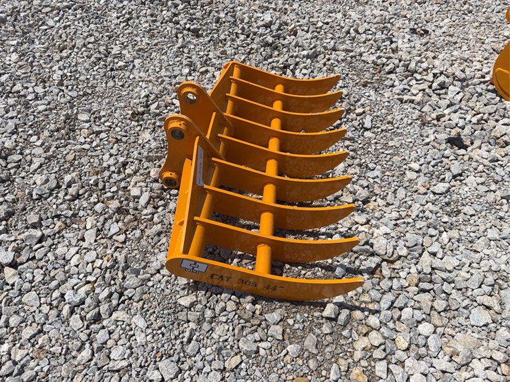2026-giyi-44"-excavator-rake-image-3