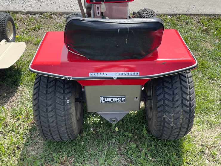 1971-massey-ferguson-7-image-23