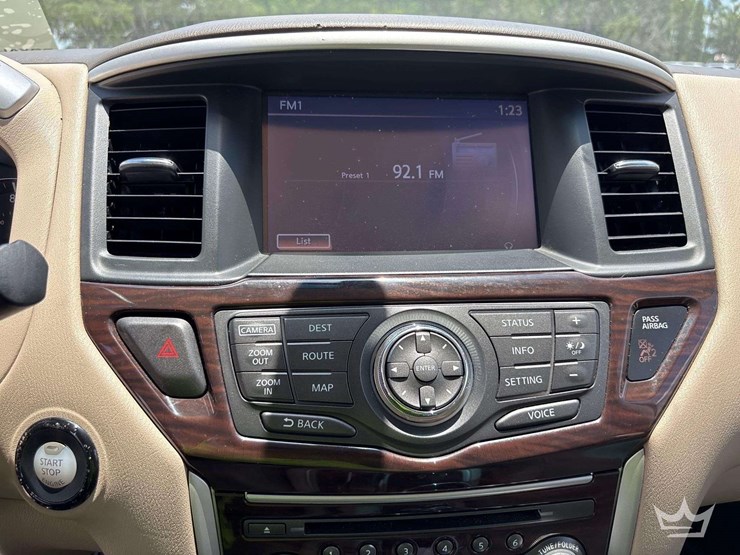2014-nissan-pathfinder-image-12
