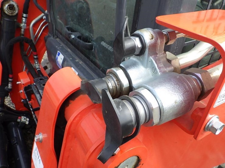 kubota-svl75-3-image-14
