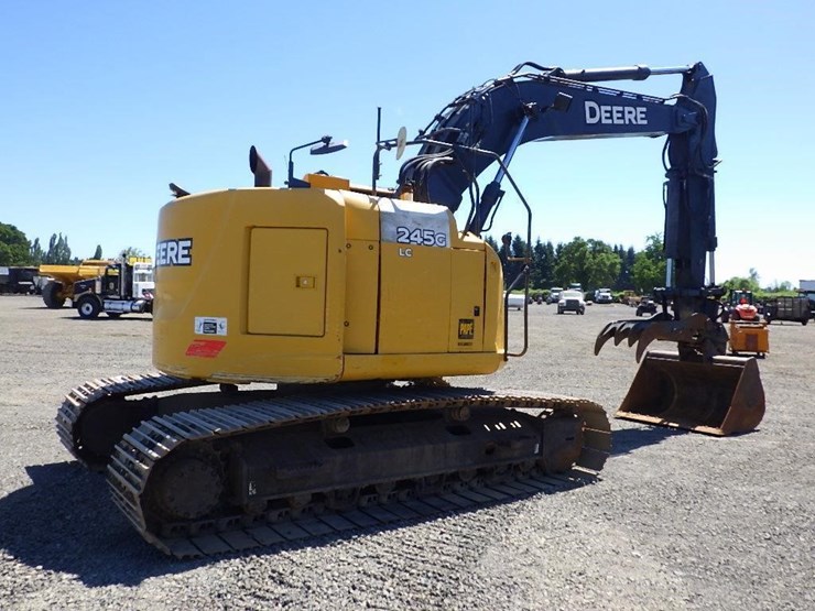 deere-245g-lc-image-4