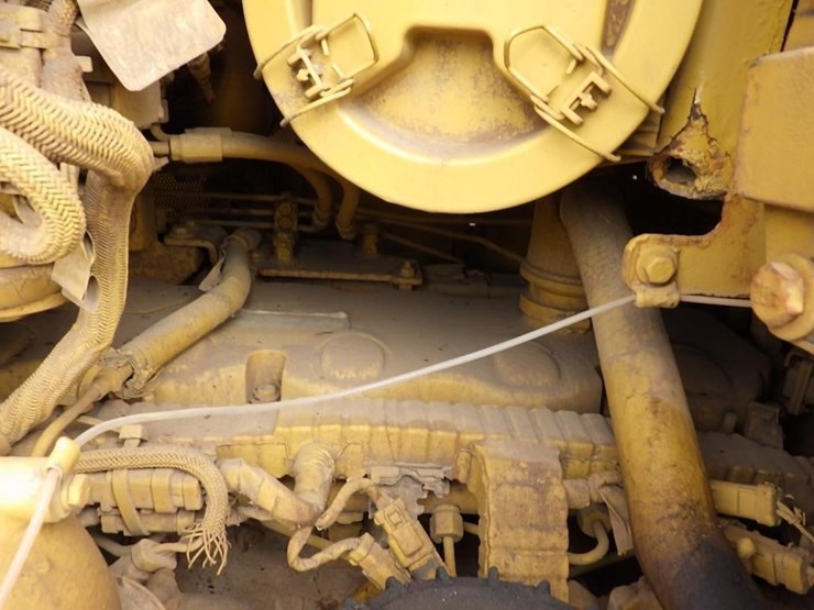 2011-caterpillar-d7e-image-29