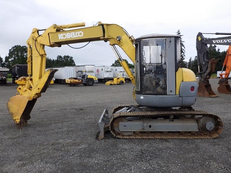 kobelco-hydraulic-excavator-image-7