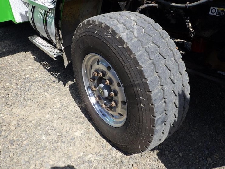 2006-kenworth-t800-image-39