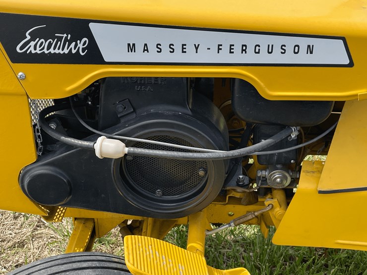massey-ferguson-executive-image-24
