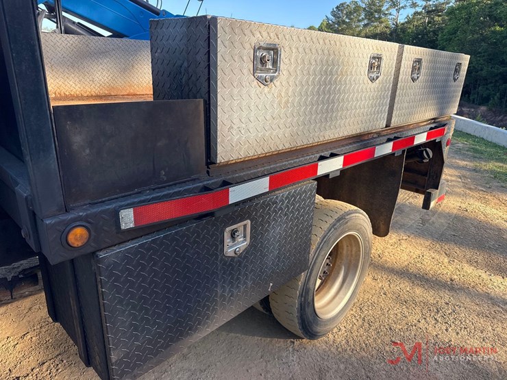 2006-chevrolet-kodiak-c5500-image-11
