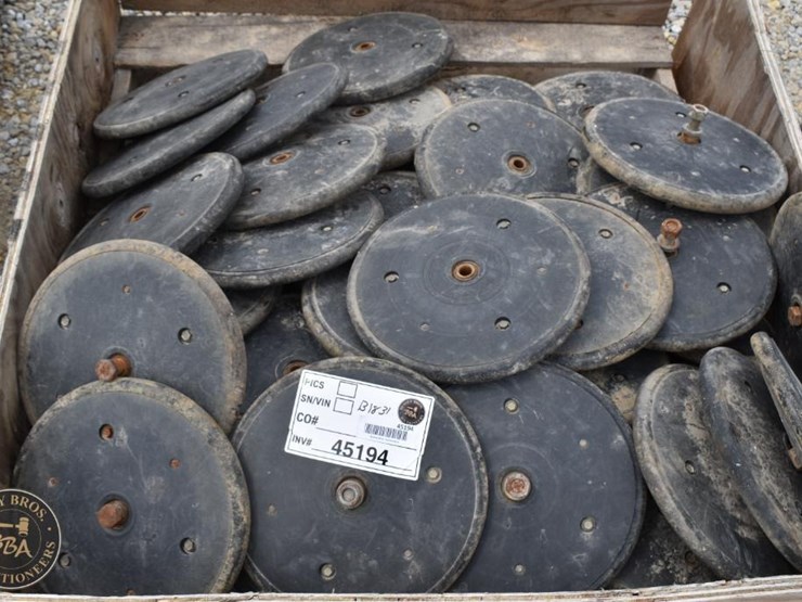 john-deere-planter-closing-wheels-45194-image-2