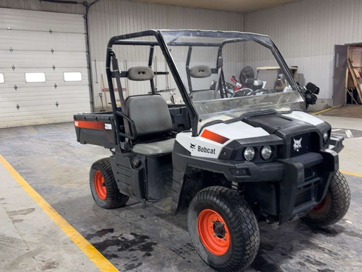 2011-bobcat-3200-image-4