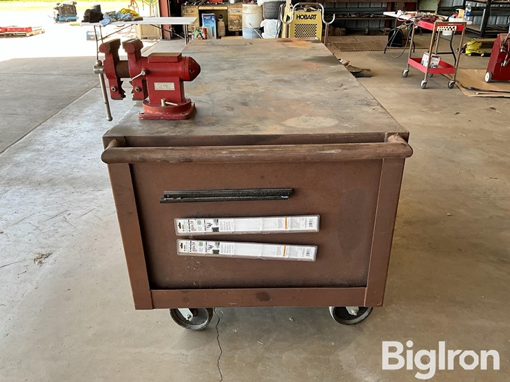 40”x88”-rolling-work/storage-bench-image-8