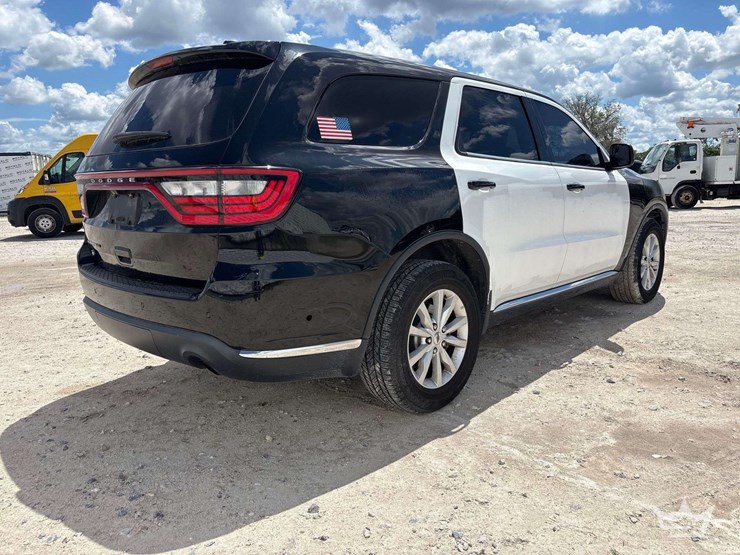 2020-dodge-durango-image-3