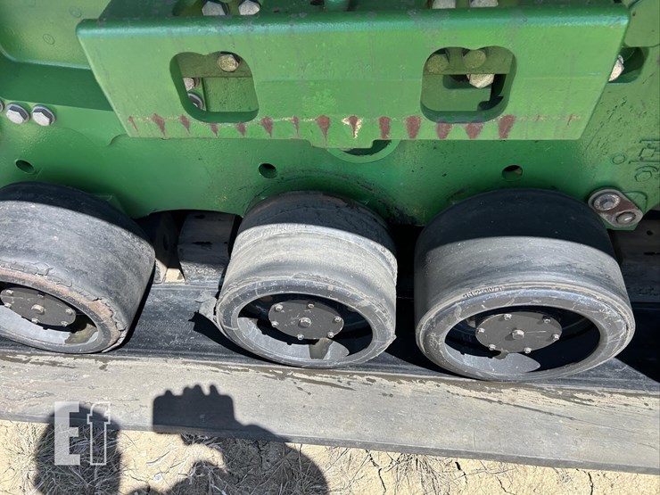 2013-john-deere-9560rt-image-34