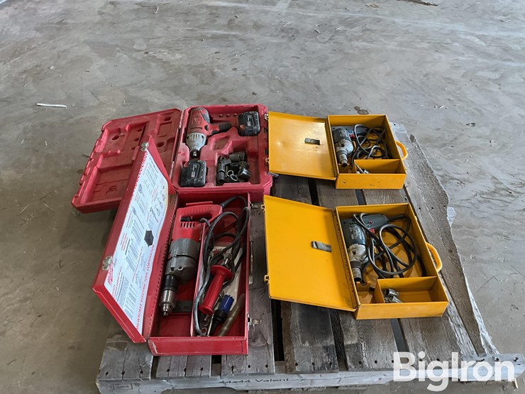 milwaukee-drill-impact-&-heavy-duty-hammer-image-4