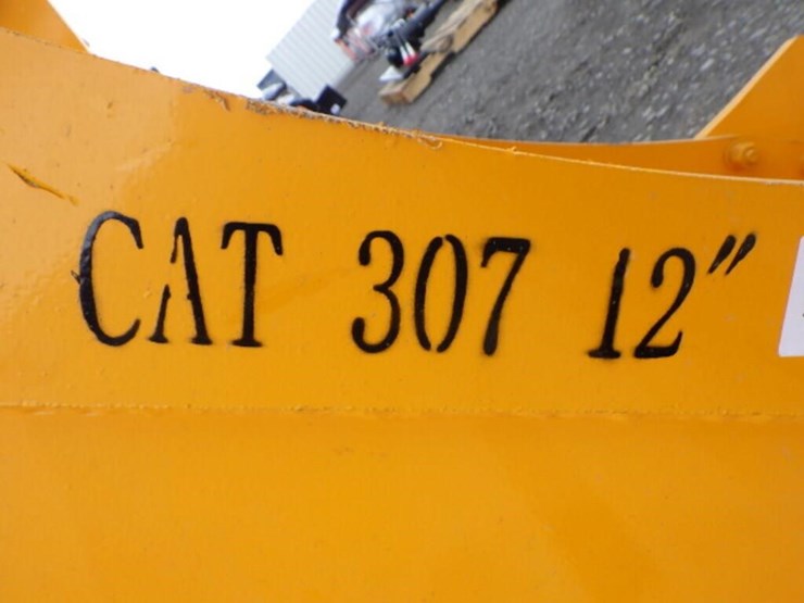 caterpillar-307-image-5