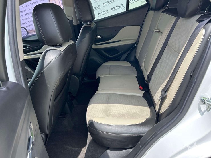 2017-buck-encore-suv-image-23
