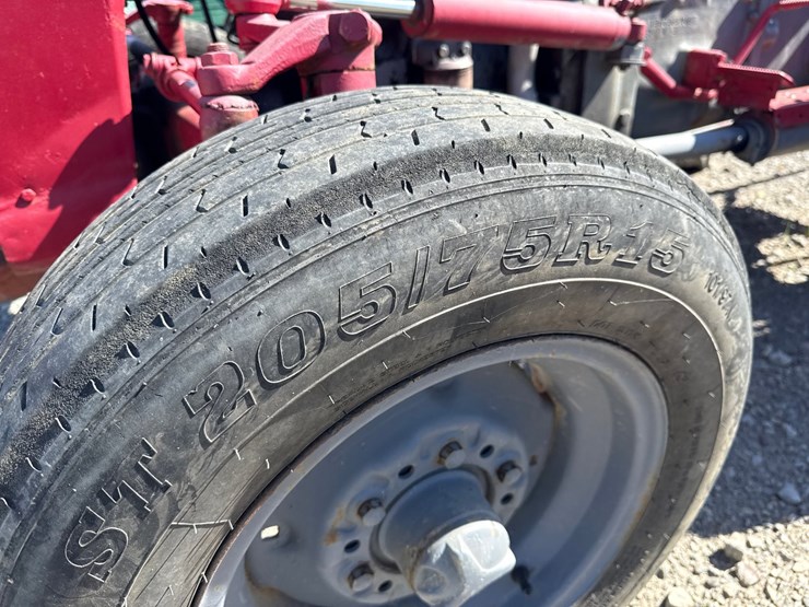 massey-ferguson-230-image-19