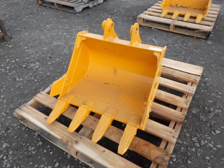 caterpillar-303-image-1