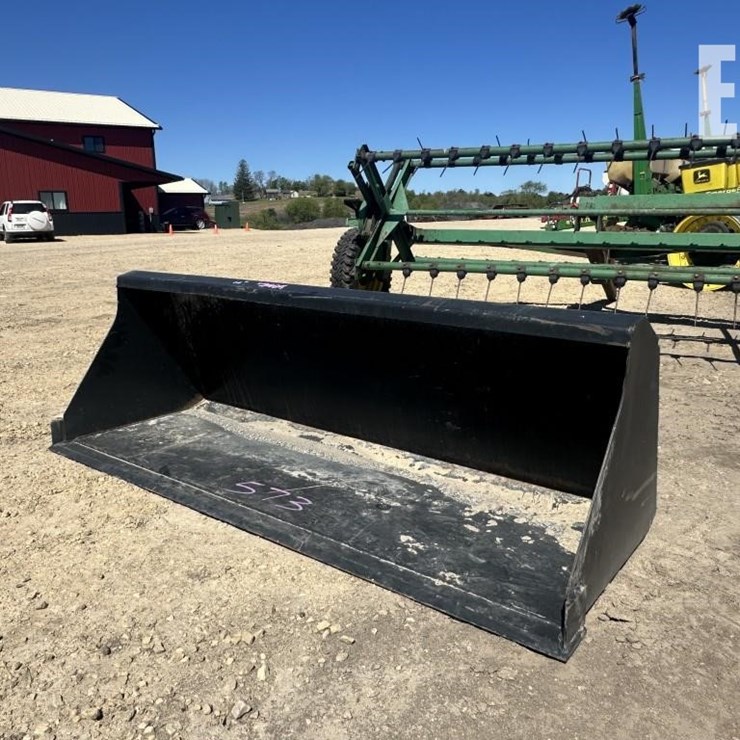 66" LOADER BUCKET