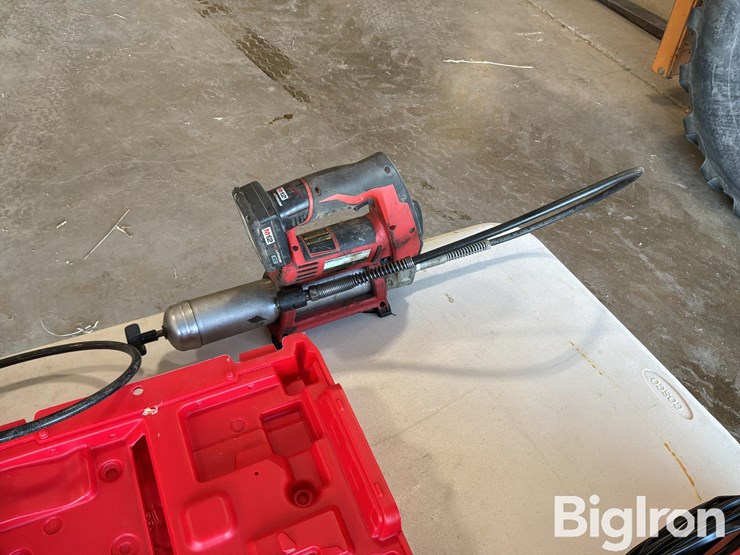 milwaukee-cordless-power-tools-image-12