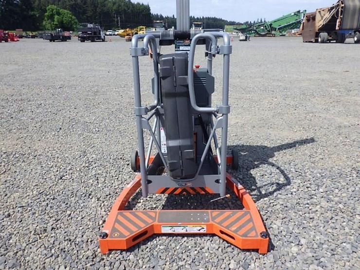 jlg-liftpod-image-6