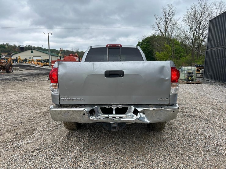 2007-toyota-tundra-image-3