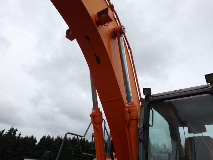 doosan-dx225-lc-3-image-12