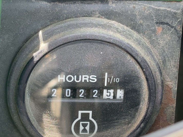 john-deere-322-image-47