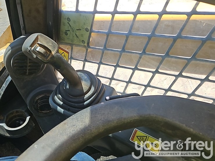 2019-caterpillar-289d-image-25