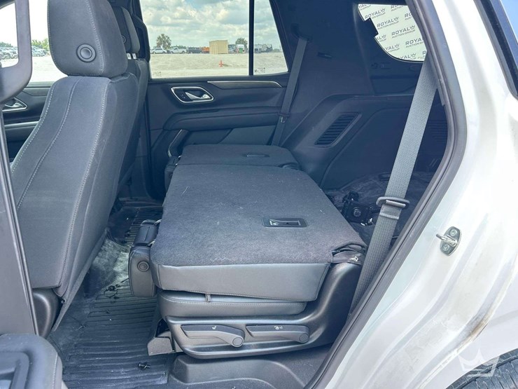 2024-chevrolet-tahoe-image-17