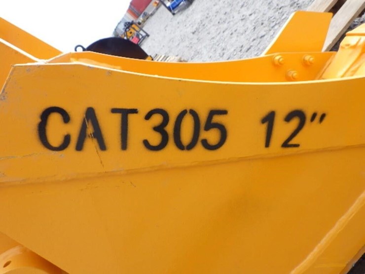 caterpillar-305-image-5