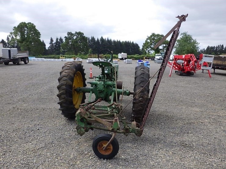 john-deere-b-image-6